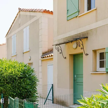 Pavillon Climatise 3 Pieces Avec Piscine, Terrasse Et Parking Pres De La - 6 Pers - Fr-1-409-12 Narbonne